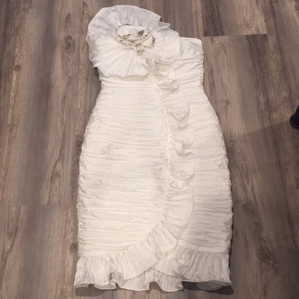 BB COLLECTIONS white dress wedding - Picture 4 of 11
